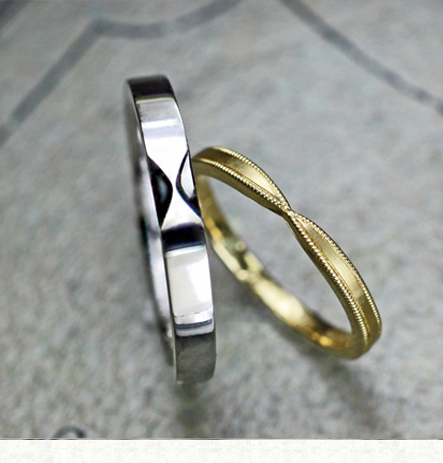 リボンのデザインでプラチナとゴールドの結婚指輪をオーダーした作品