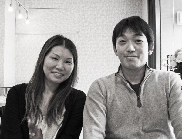 ゴールドの婚約指輪と結婚指輪の3本セット・オーロラ S様・千葉 柏