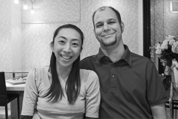 国際結婚のカップルがつくったサクラ柄の結婚指輪 W様千葉・柏