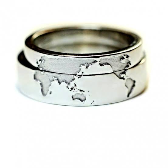  ２本重ねて世界地図をつくる オーダーメイド・結婚指輪