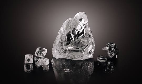 婚約指輪をオーダーする際に役立つダイヤモンドの重要な5つの歴史
