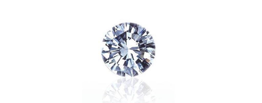 バラの婚約指輪に留めたダイヤモンドの画像