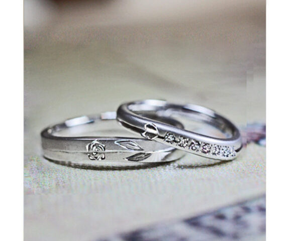 オリジナのバラ模様の結婚指輪が完成