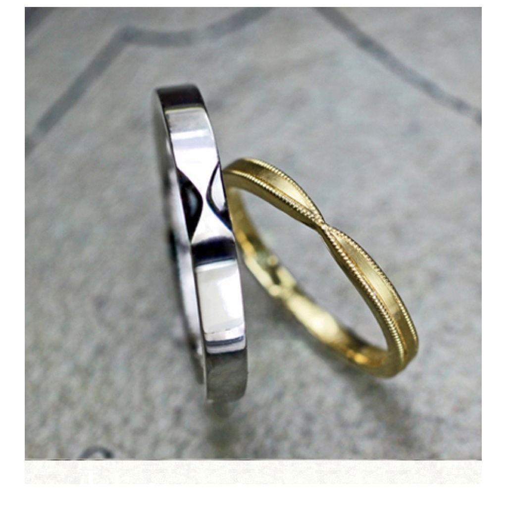 リボンデザインのペアの結婚指輪が完成です　