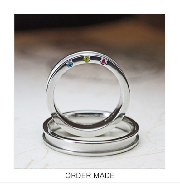 【3つのカラーダイヤ】を横に入れた個性的な結婚指輪オーダー作品
