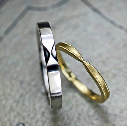 【リボンデザイン】のプラチナとゴールドの結婚指輪オーダー作品