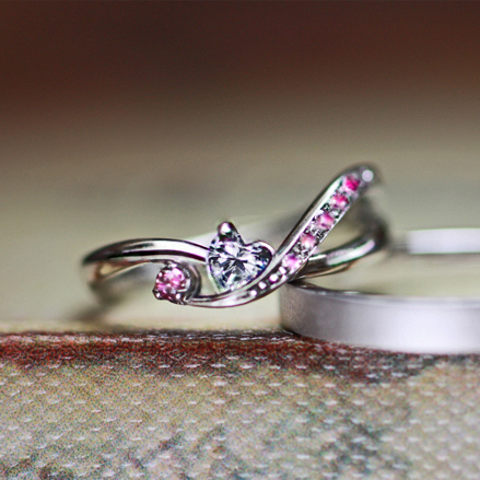 【ハートのダイヤ】＆ピンクグラデーションの婚約指輪オーダー作品
