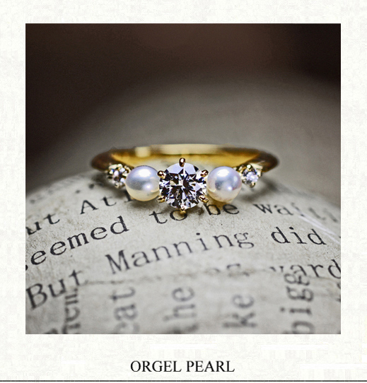 ダイヤモンドと真珠が寄り添う アンティークなゴールド婚約指輪　千葉・柏 ヨーアンドマーレ