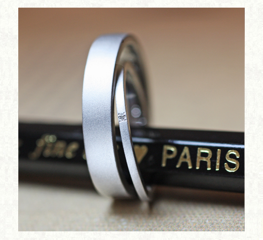 幅1.5mmの極細のオーダー結婚指輪・千葉 柏のカップル