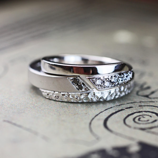 ダイヤモンドスネーク・結婚指輪をオーダーアレンジしたリング