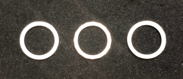 六角形のピンクゴールドがプラチナにサンドされたオーダー結婚指輪の製作過程　２