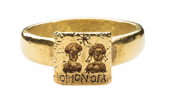 恋人の顔　 ゴールド結婚指輪、金、6〜7世紀、ビザンチン。 　
