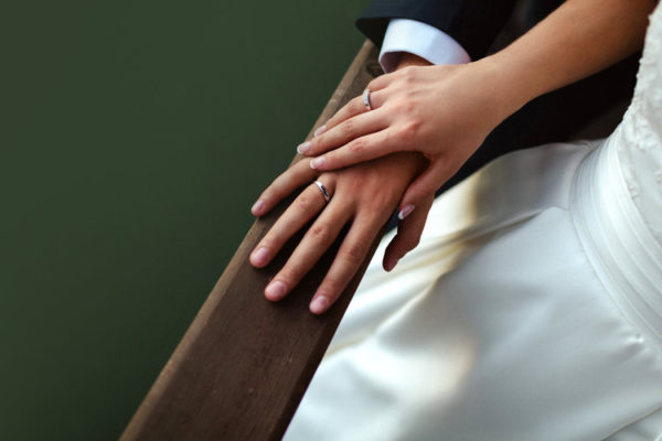 ペアデザインの結婚指輪をオーダーメイドする4つの方法