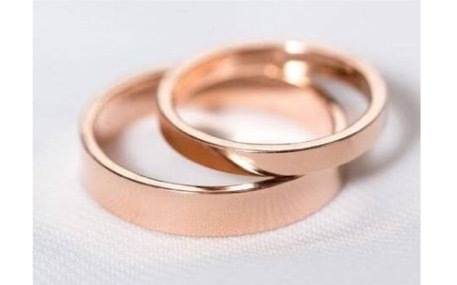 ピンクゴールドの結婚指輪をオーダー