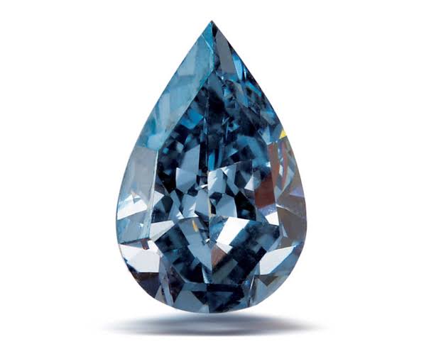 ブルーダイヤモンドはどのように形成されますか？
