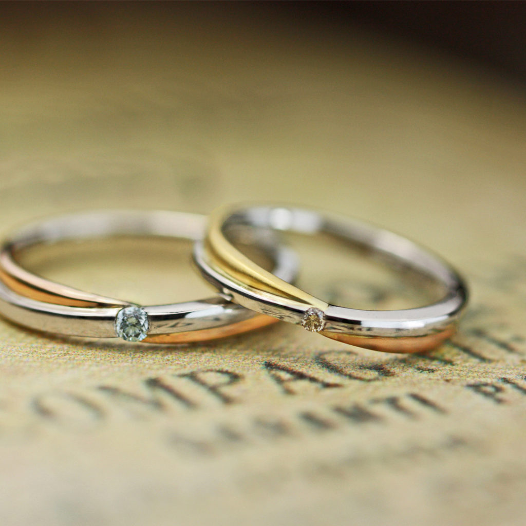 プラチナとピンク&イエローゴールドがクロスしたオーダー結婚指輪