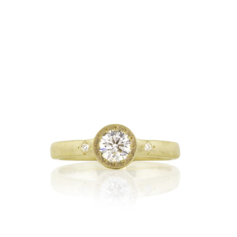 20万円未満のゴージャスな婚約指輪をオーダーメイドした14のリング