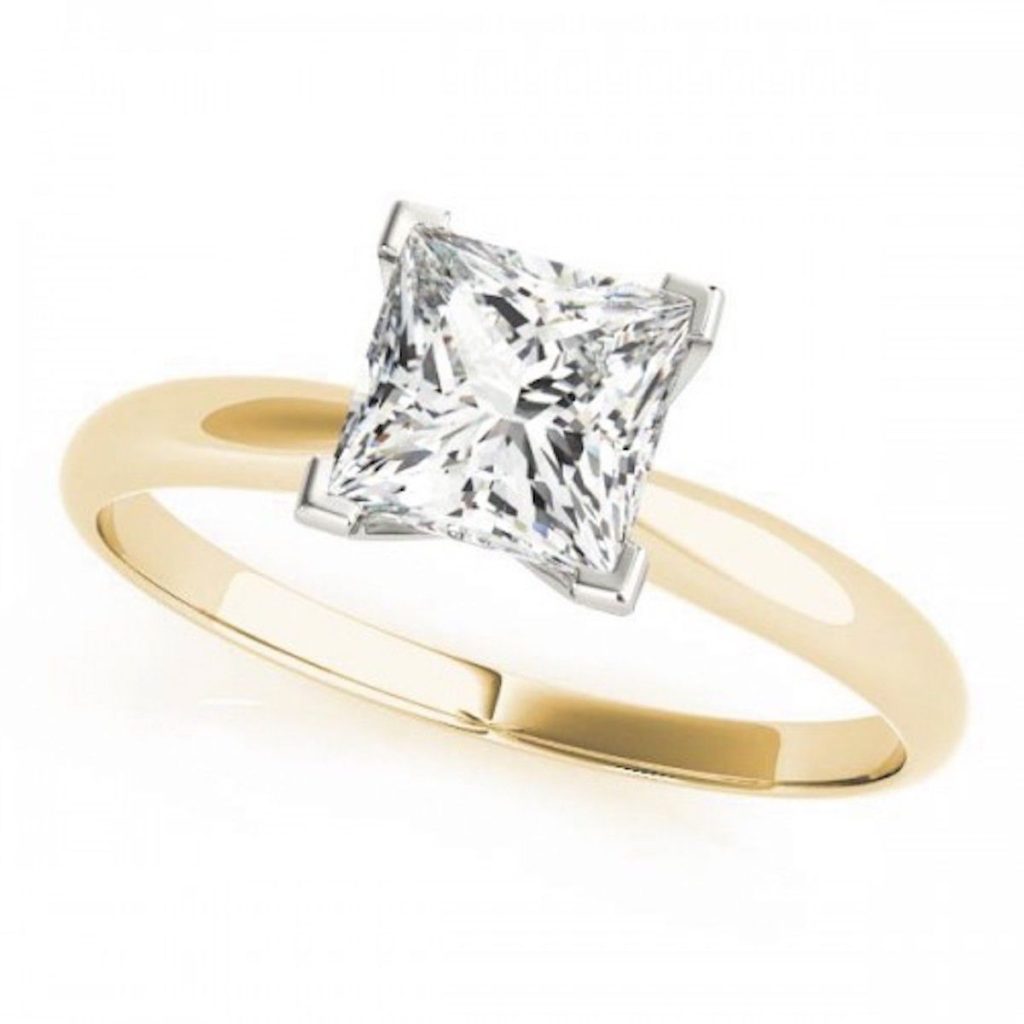 20万円未満のゴージャスな婚約指輪をオーダーメイドした15のリング 