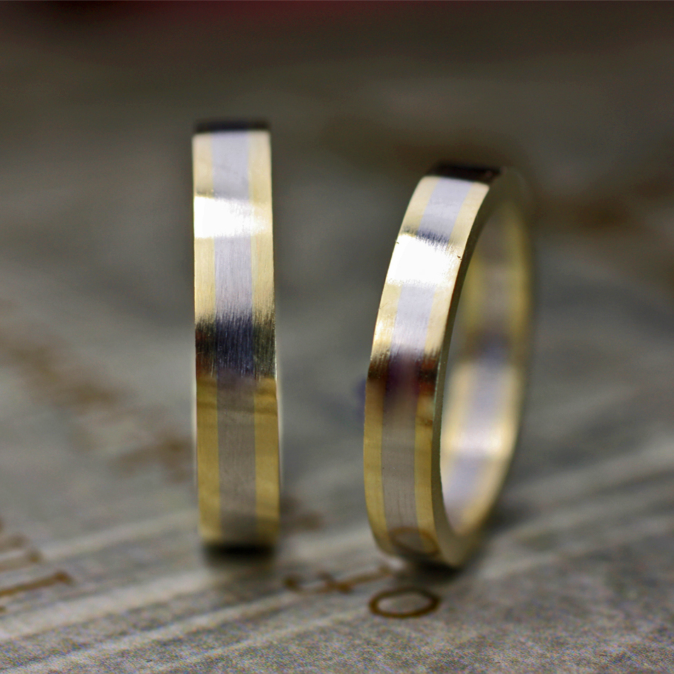 ユリモチーフの柄が入ったゴールド&プラチナの結婚指輪オーダー作品