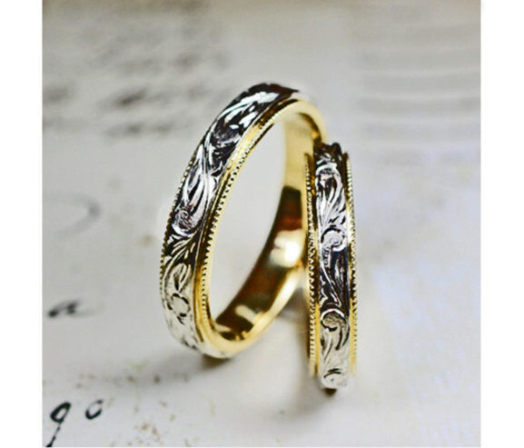  細いコンビリングのハワイアン結婚指輪