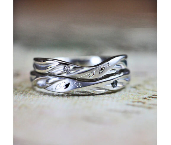 天使の羽とサクラの花びらの模様をデザインした結婚指輪オーダー作品 