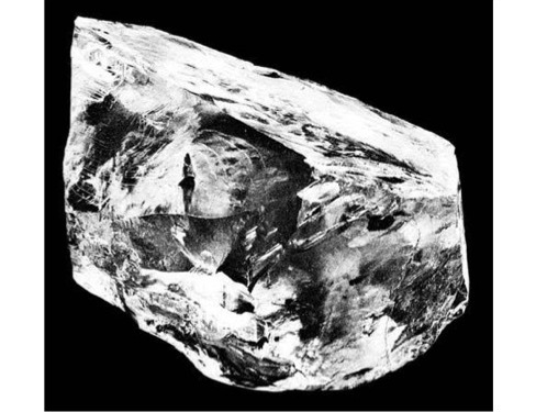1907年に英国王エドワード7世に献上された史上最大のダイヤモンド原石・カリナン3106カラット