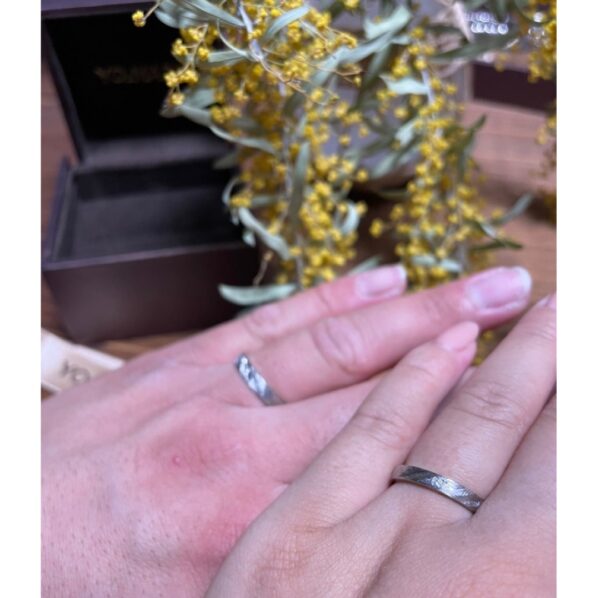 ミモザの結婚指輪を購入いただいたお客様から写真をたくさんいただきました