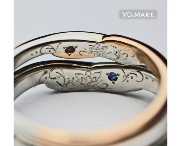 リボンデザインをピンクとプラチナの2色でオーダーした結婚指輪作品 
