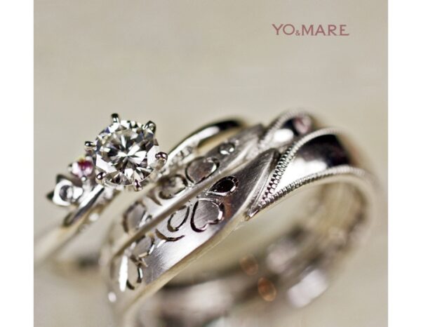 ■ あんずの【花模様】の結婚指輪・婚約指輪セットリングオーダー作品 