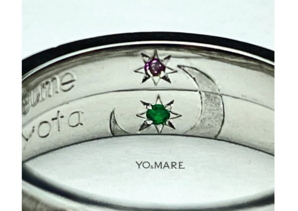 ■ ミモザの手彫り模様を入れたプラチナ結婚指輪オーダー作品 ＞