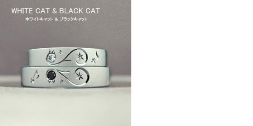 結婚指輪に黒ネコと白ネコの模様でハートをつくるオーダーメイド作品
