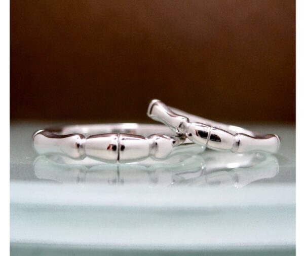 2007年4月に馬蹄モチーフでデザインされた結婚指輪オーダーメイド作品