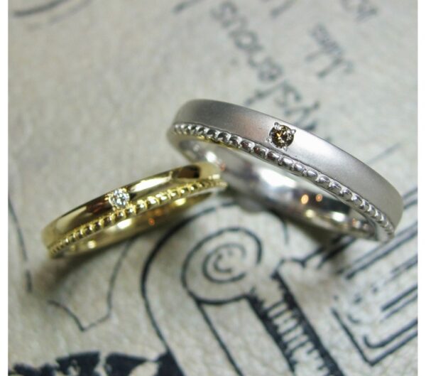 ゴールドとプラチナに艶消しが入る結婚指輪オーダー作品