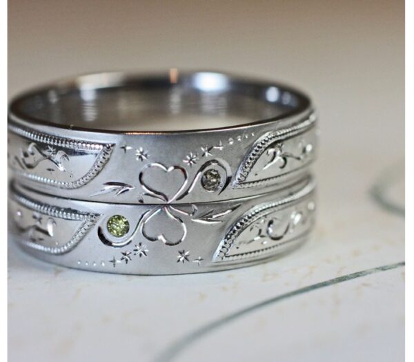 ２本重ねてオリジナルハート模様をつくった結婚指輪オーダー作品