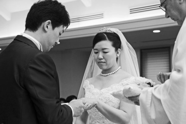 聖なる青いダイヤモンドの結婚指輪で挙式に臨んだクリスチャンの二人　 Ｍ様・千葉 柏