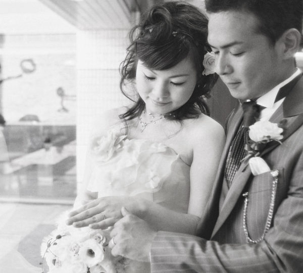 結婚指輪の後ろに二人のイニシャルＫとＳでハートを作りました Ｓ様・千葉 柏