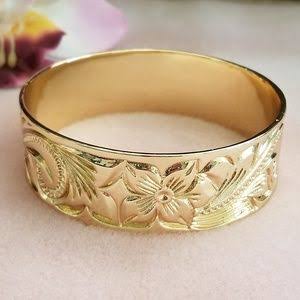 金細工職人の華.指輪に手彫りの模様ハワイアン柄