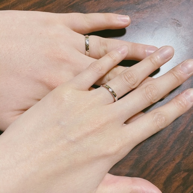 結婚指輪の商品到着後、サイズ及びデザイン確認をする